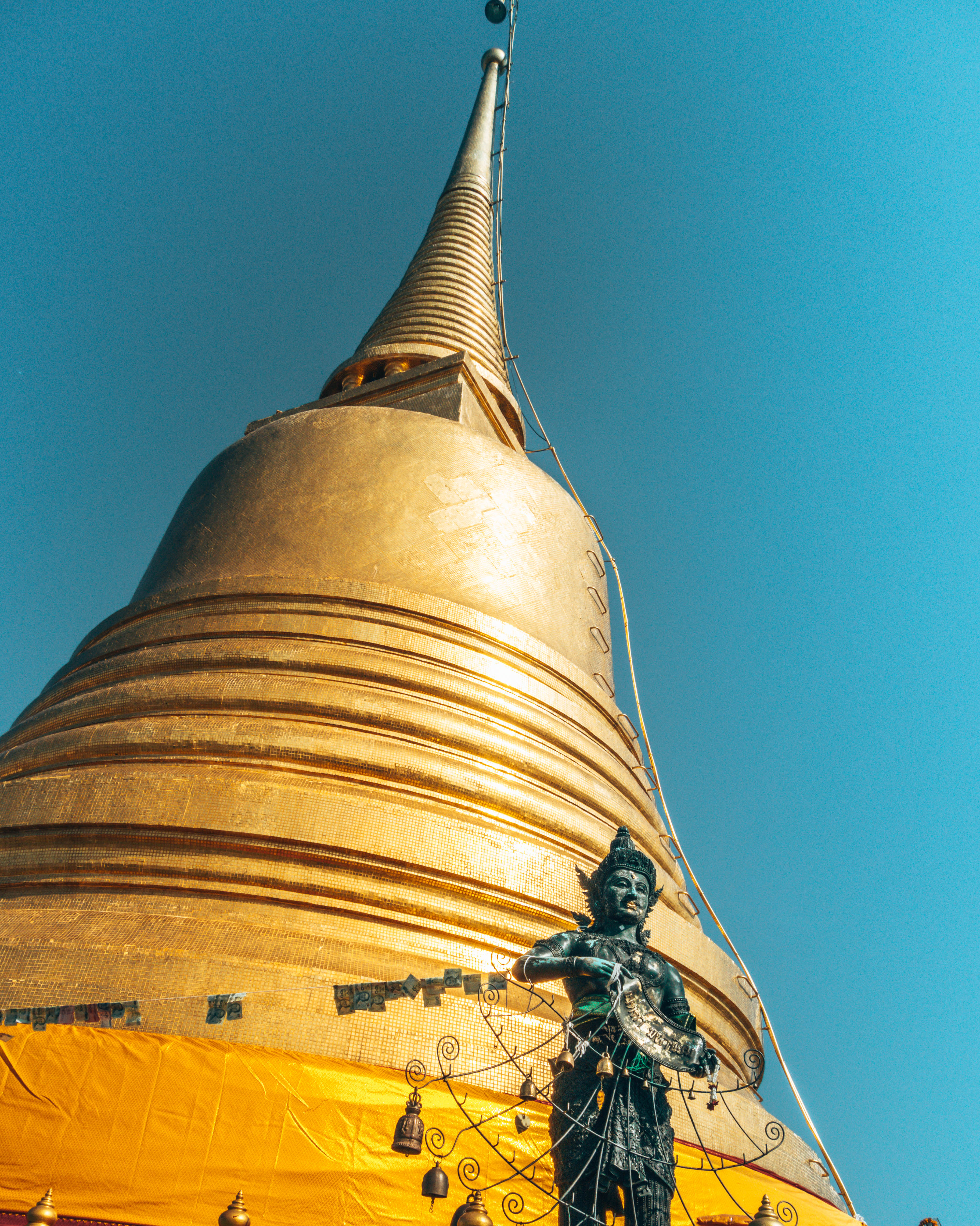 The golden stupa of Wat Saket in Bangkok - Wediditourway.com