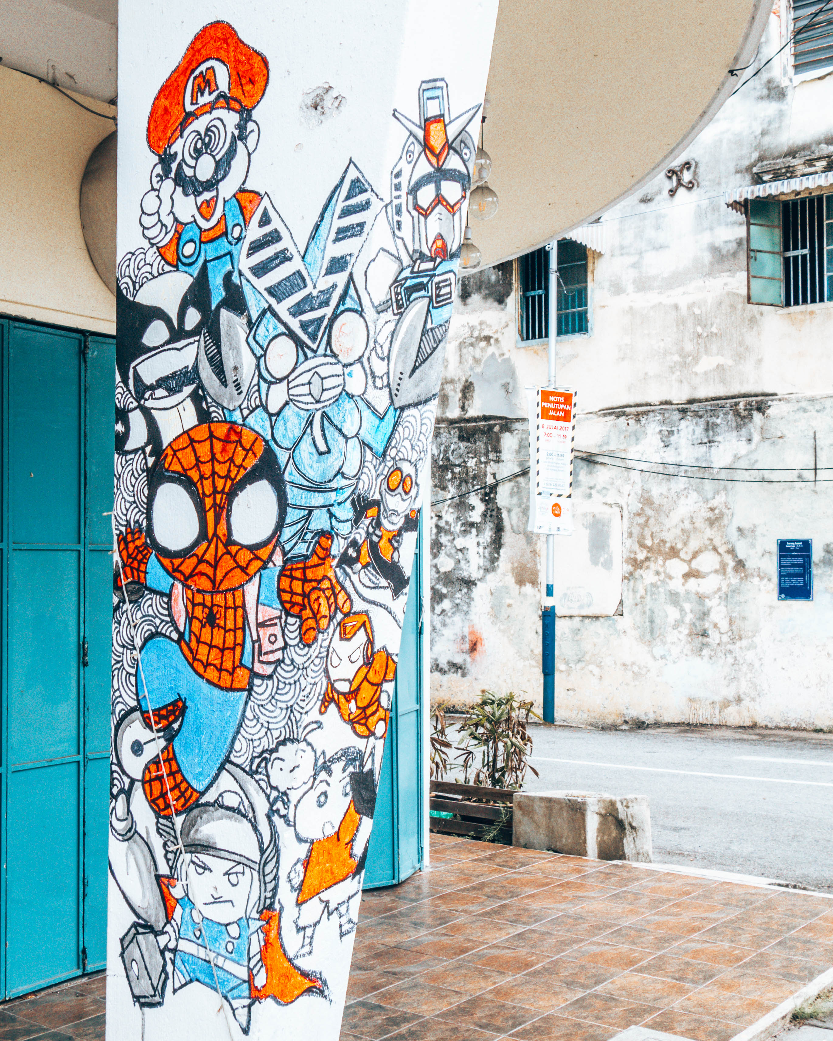 Hotel and restaurant street art. Penang, Georgetown, Malaysia - Wediditourway.com