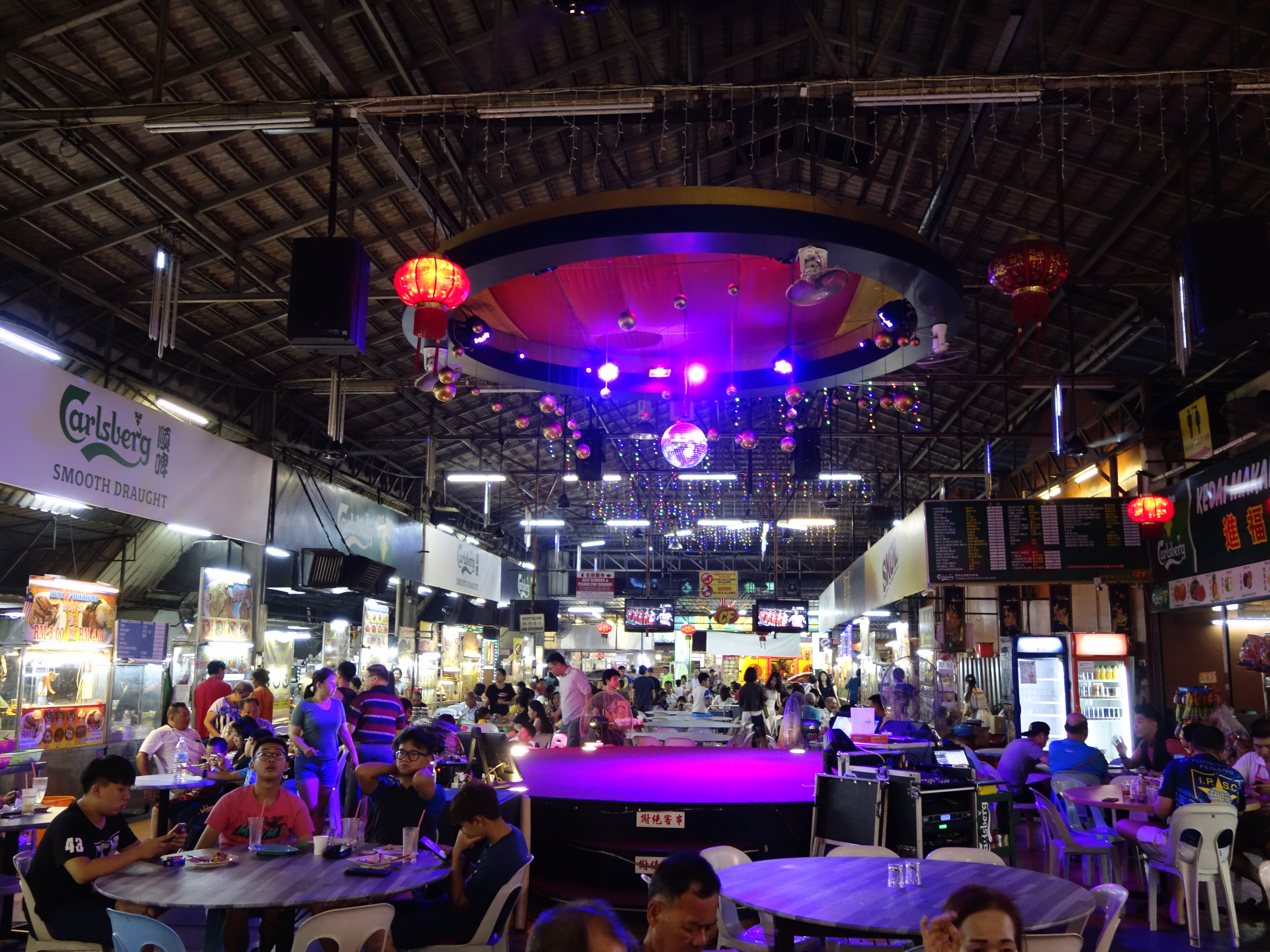 CF Market food stalls. Guide for first trip to Penang - Wediditourway.com