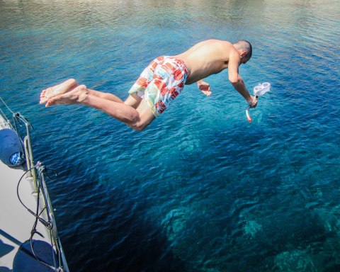 wediditourway Derek diving off xanemo sailing boat Naxos Greece